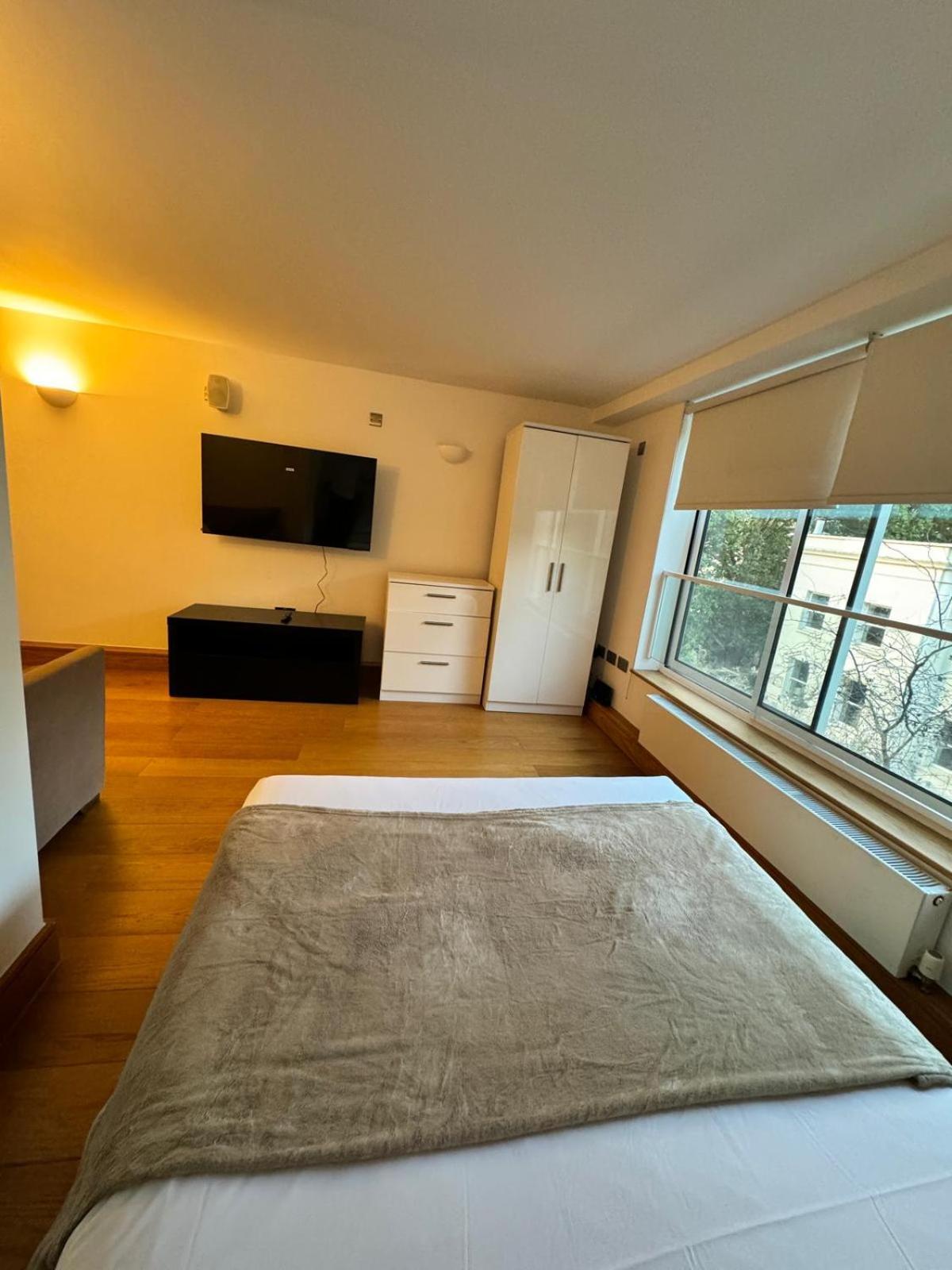Ferienwohnung Westwood House London Exterior foto